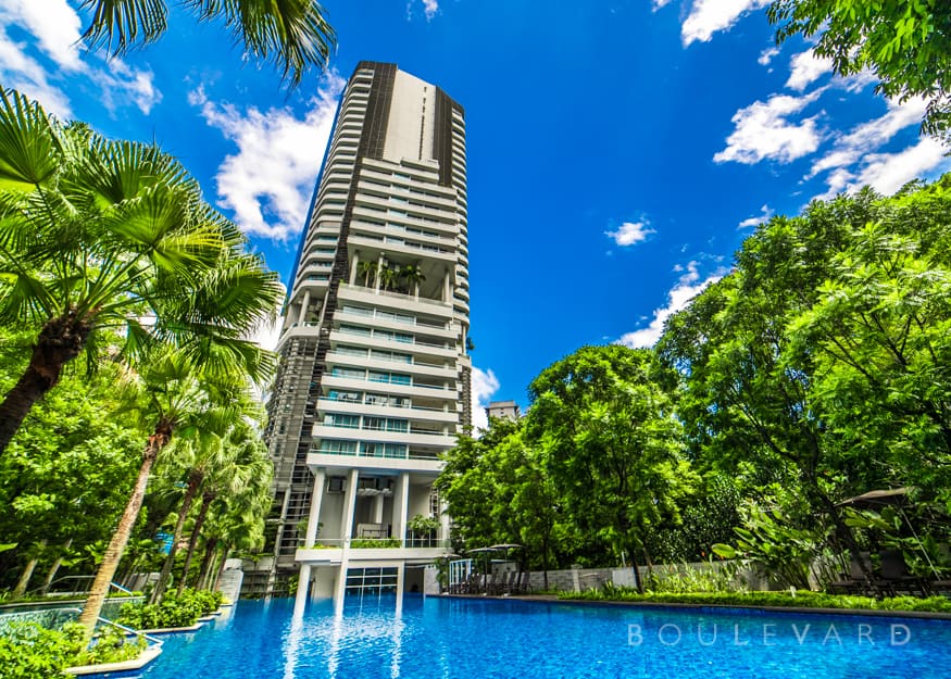 Grange Infinite condo swimming pool