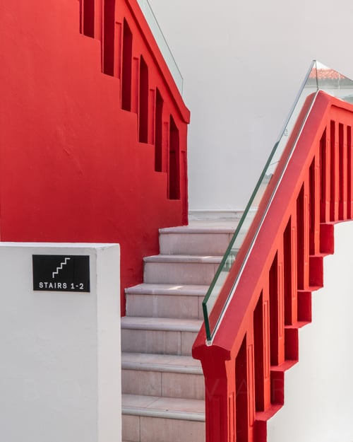8M Wanderlust boutique hotel red stairs