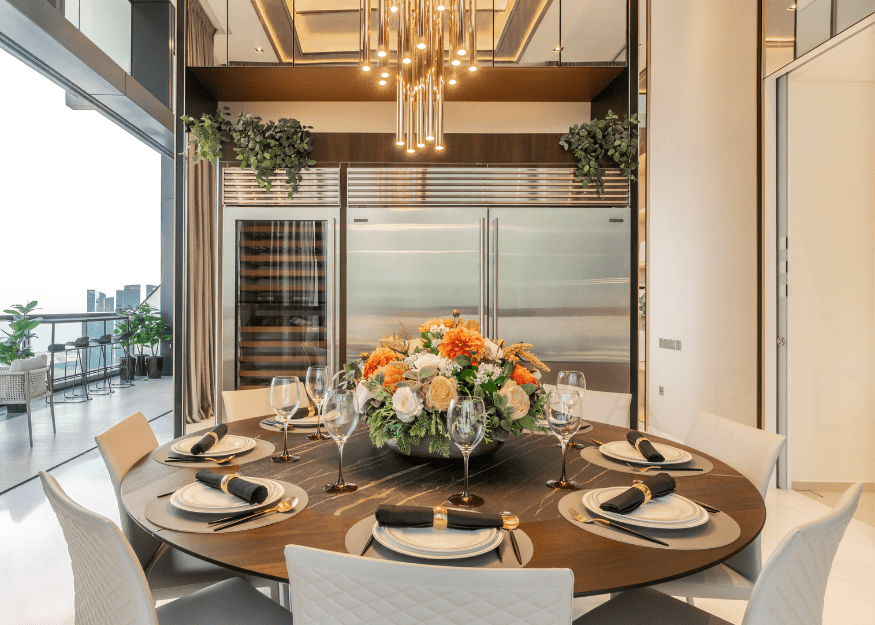 South Beach Residence penthouse dining