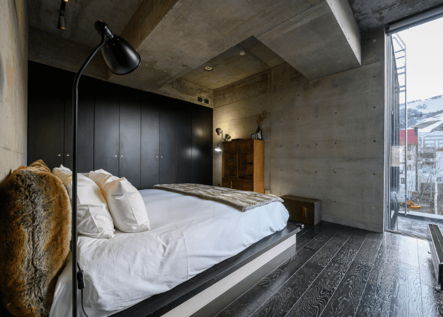 Suiboku Loft penthouse bedroom