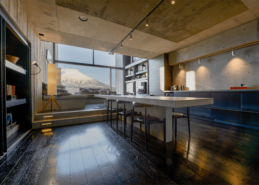 Suiboku Loft penthouse dining