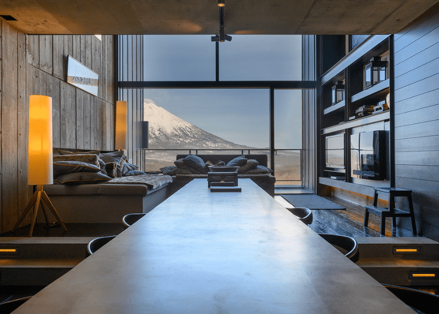 Suiboku Loft penthouse dining