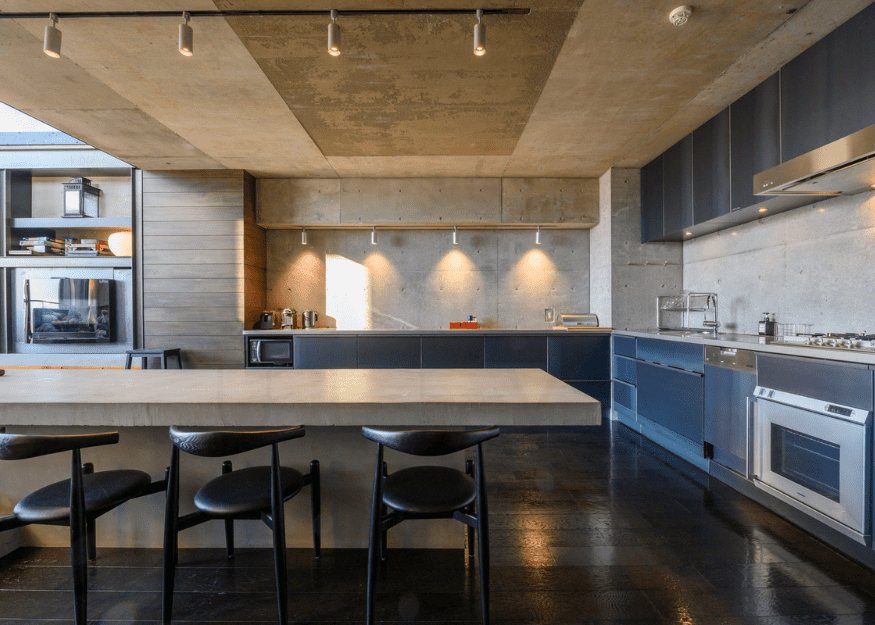 Suiboku Loft penthouse kitchen