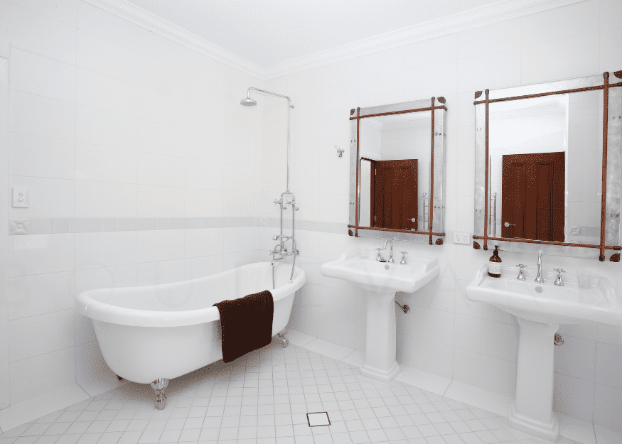 46 Rymera Road, Sarabah shower room