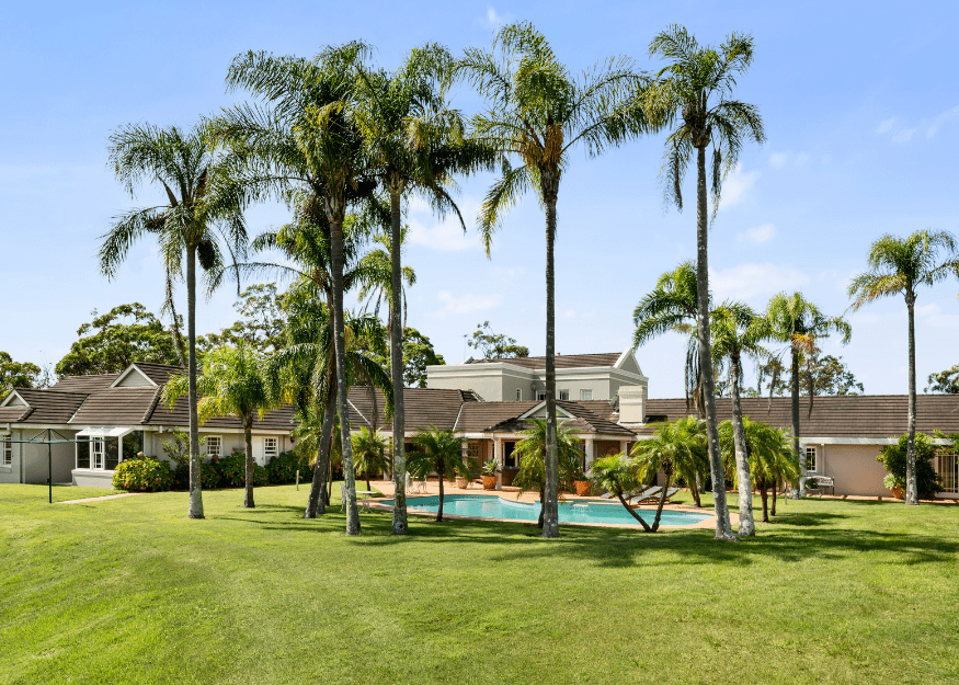 Gilwinga Drive, Bayview kitchen pool