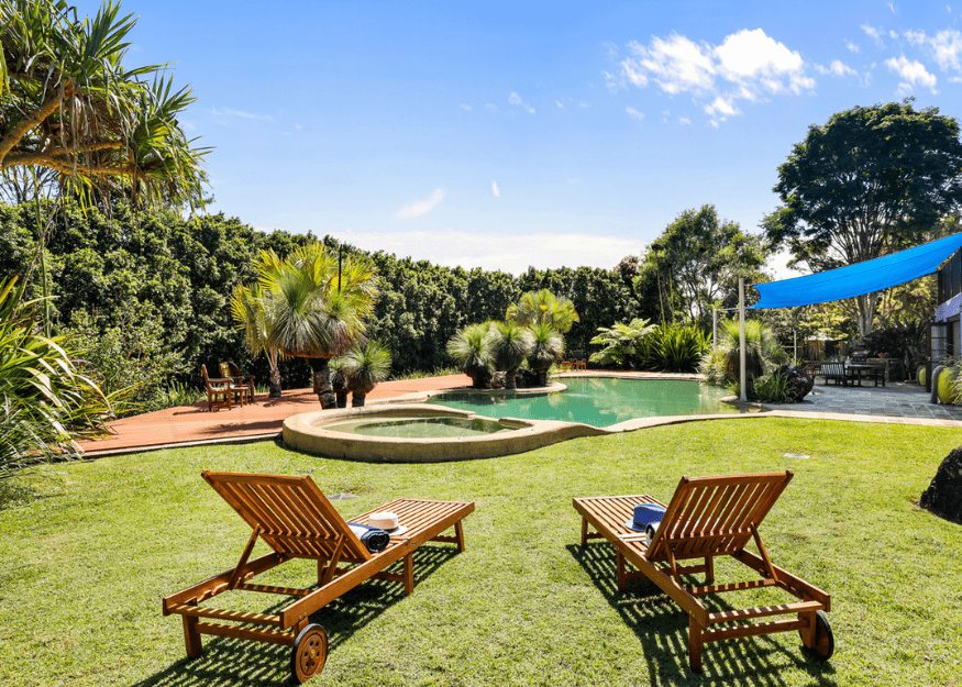 Orara Valley Estate pool lounge
