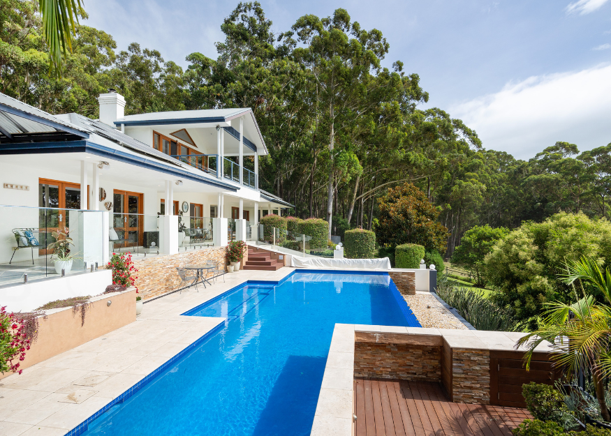 13B Bishop Drive pool