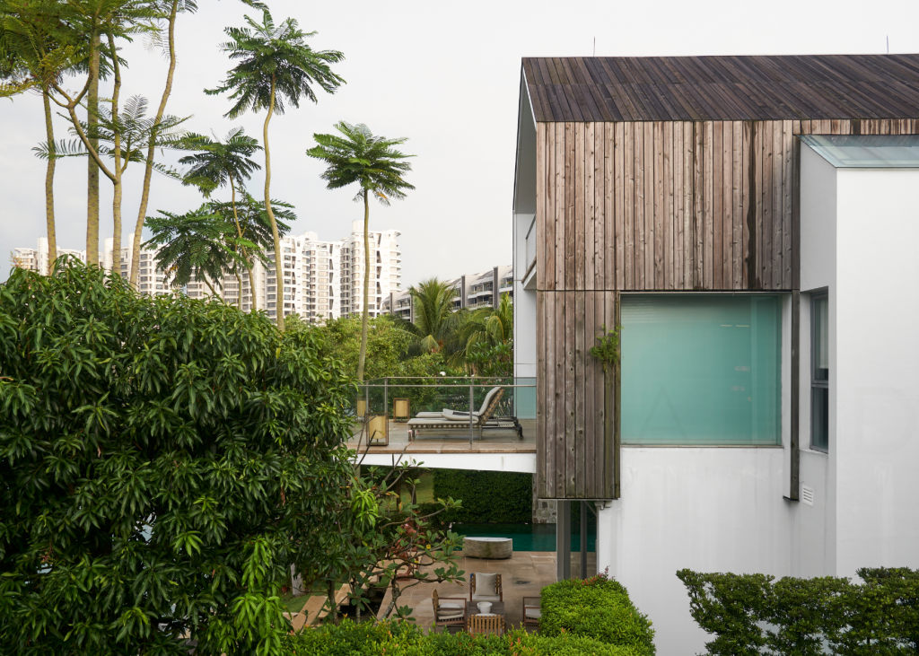 15 Cove Grove balcony