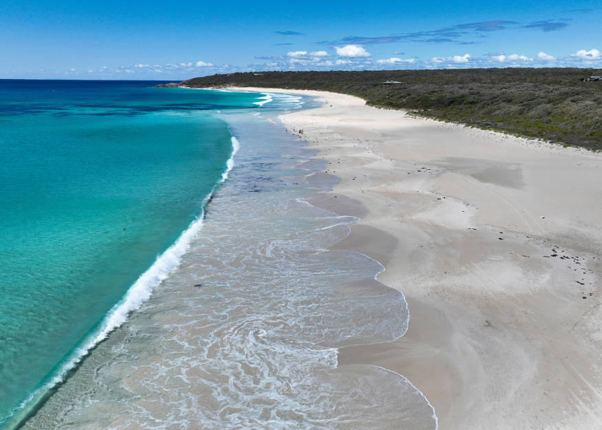 Bunker Bay shore