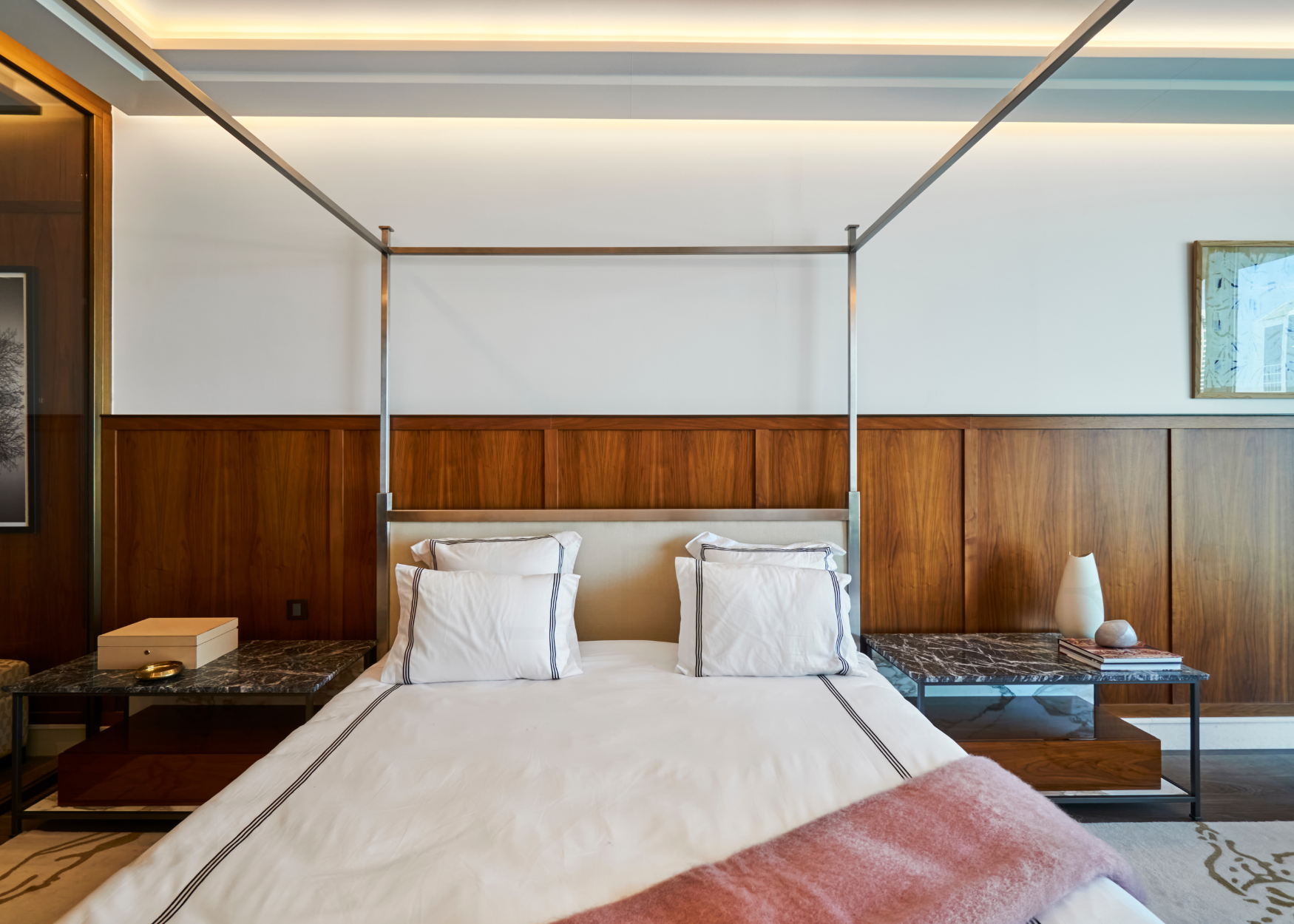 The Residences, Dorchester Collection, Dubai bedroom