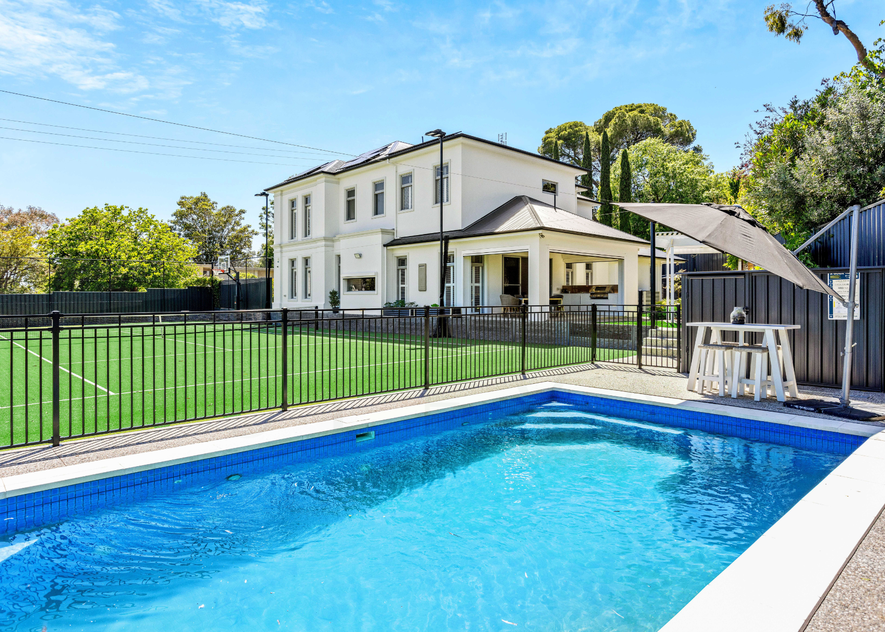 21 Katoomba Road Beaumont pool