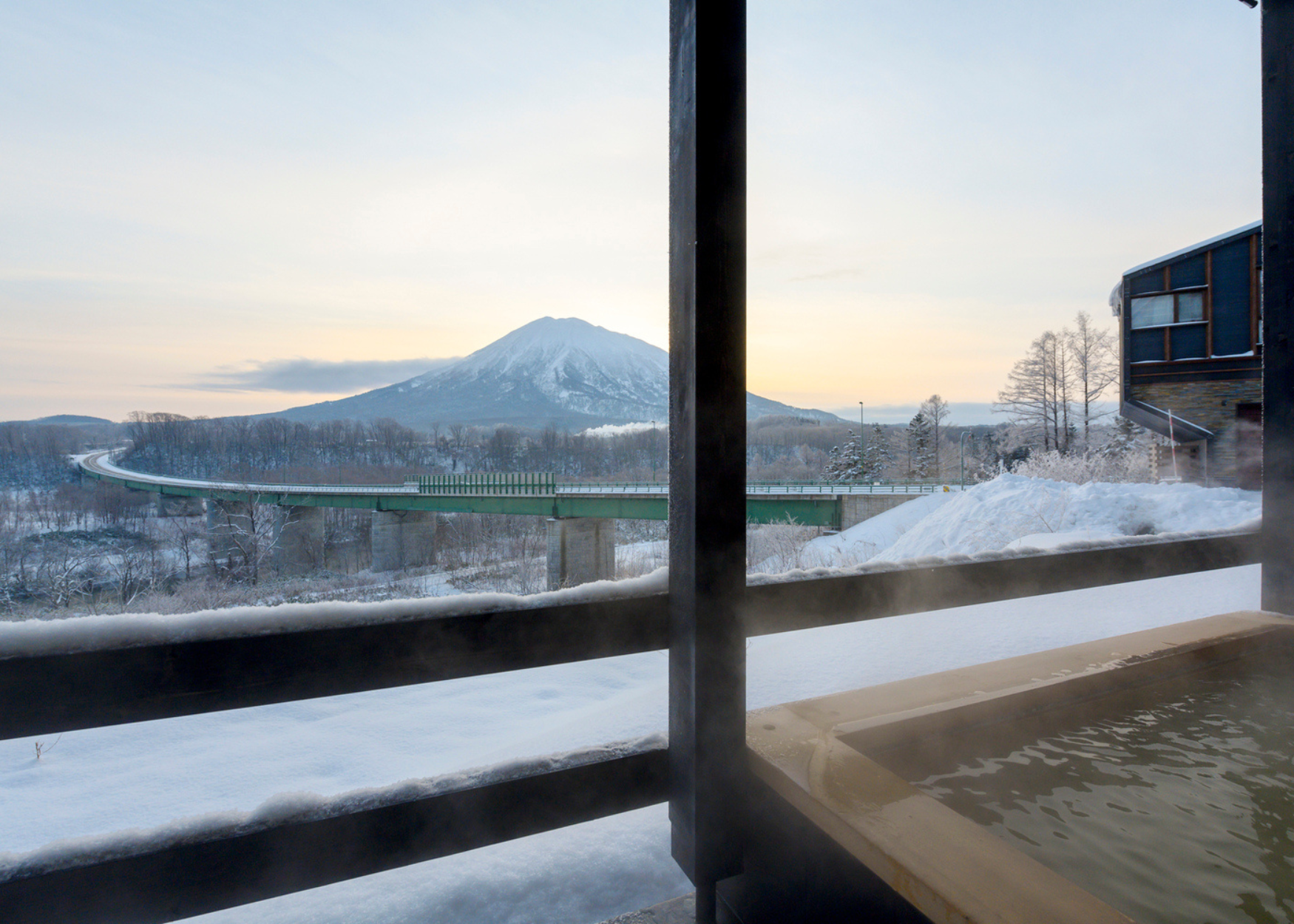 Panorama Niseko Villa D onsen bath