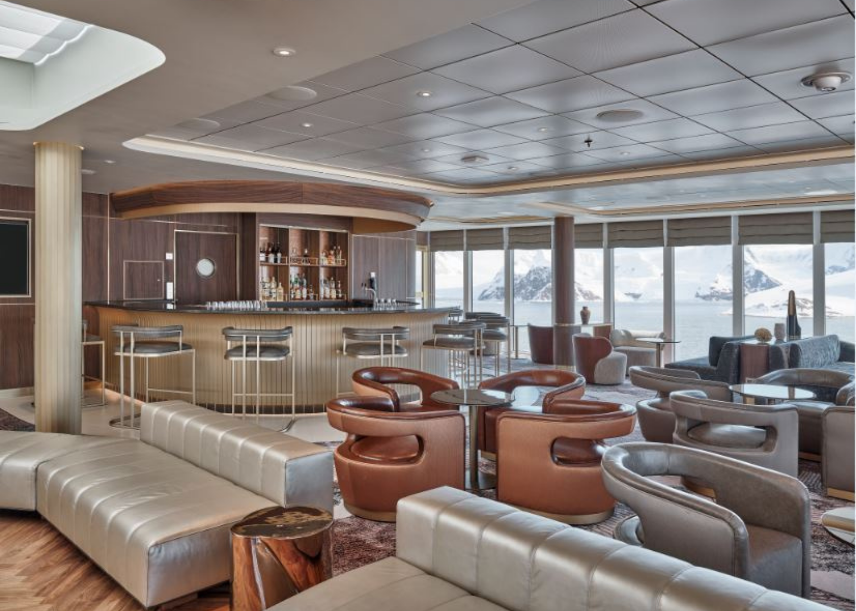 Silversea Endeavour observation lounge