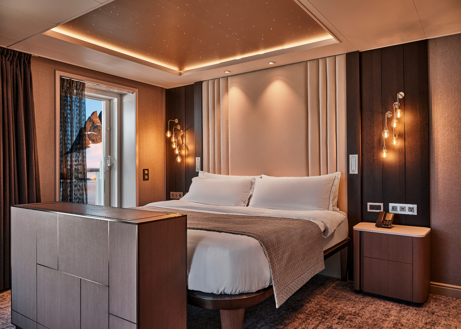 Silversea Endeavour owner suite