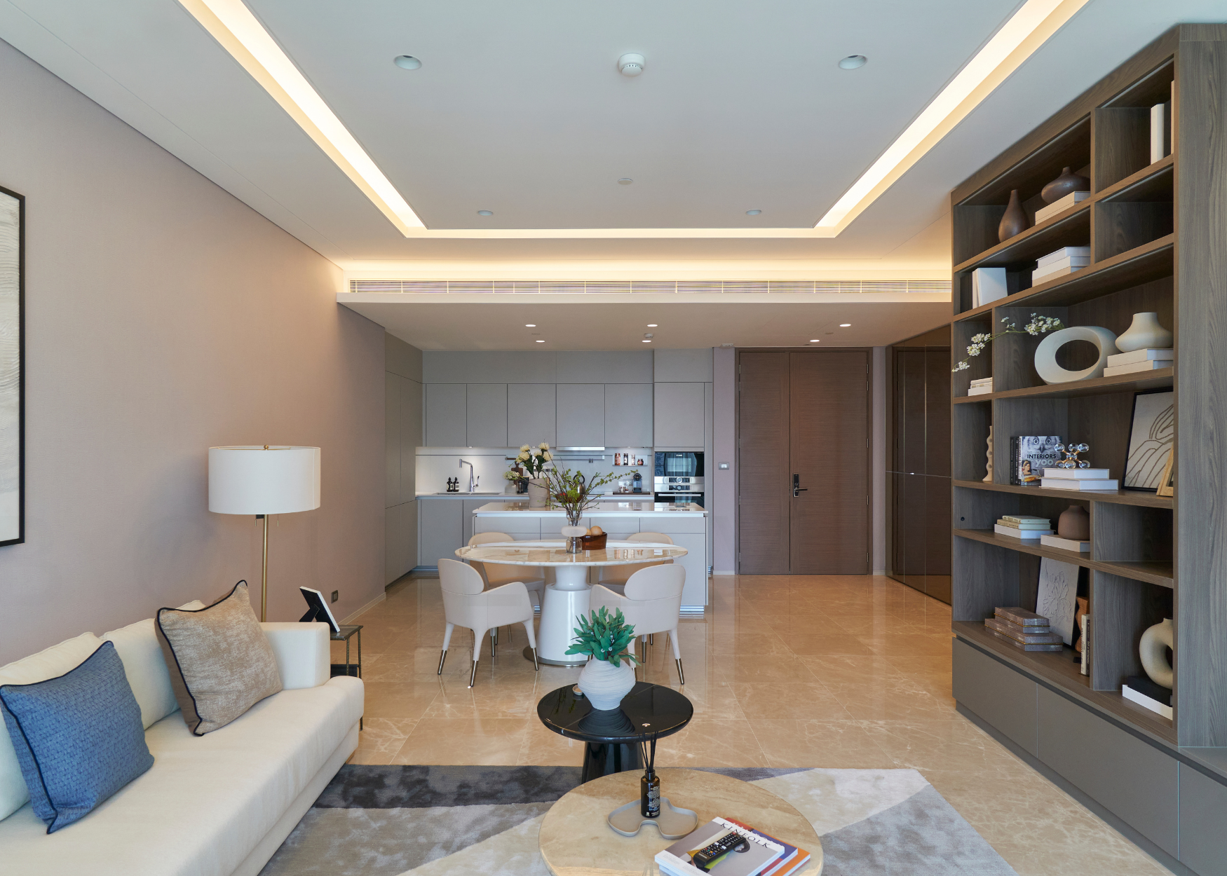 Sindhorn Residences Kempinski Bangkok living