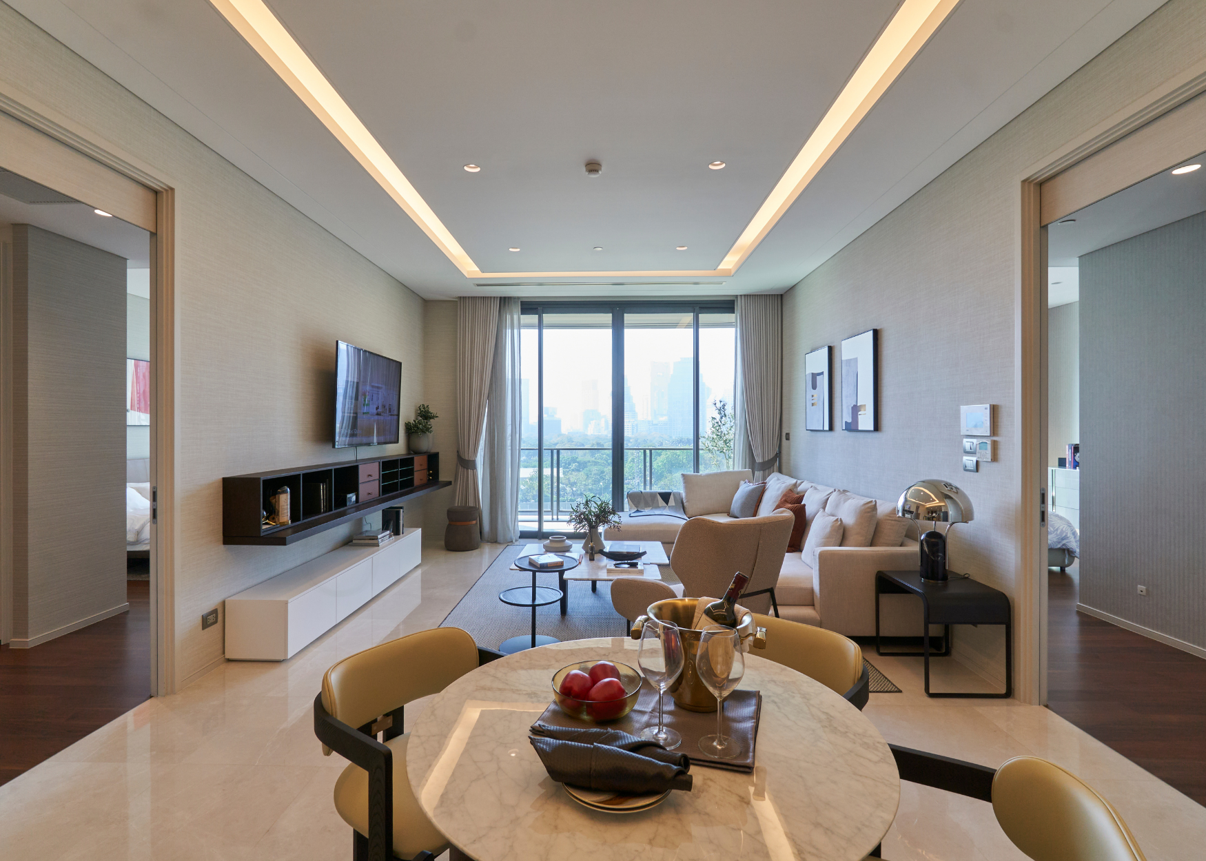 Sindhorn Residences Kempinski Bangkok living