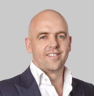 Michael Paproth agent