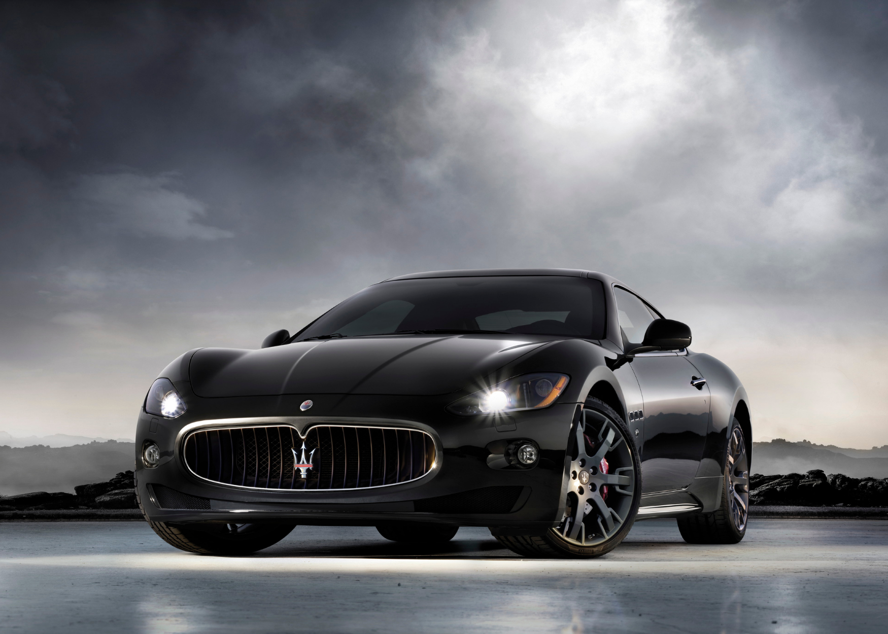 Maserati GranTurismo black