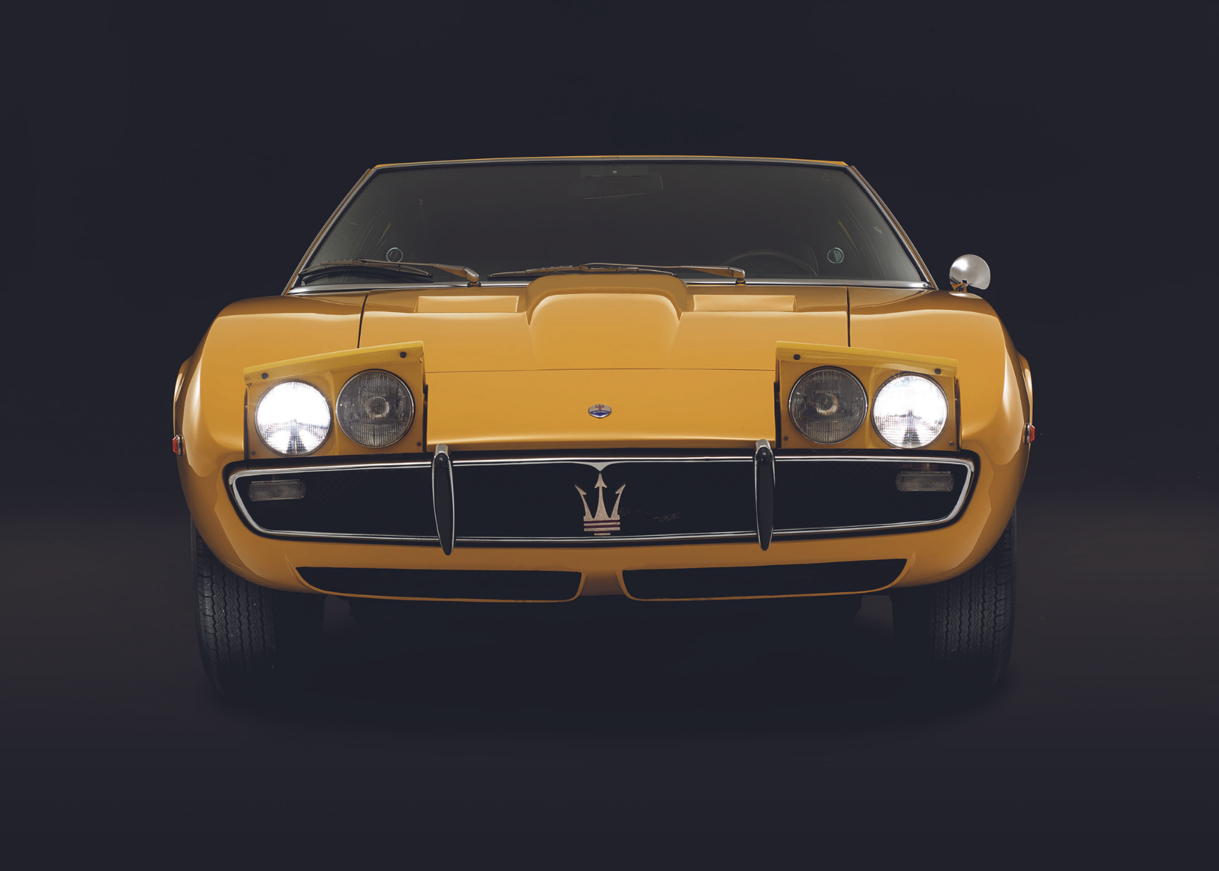 Maserati GranTurismo yellow
