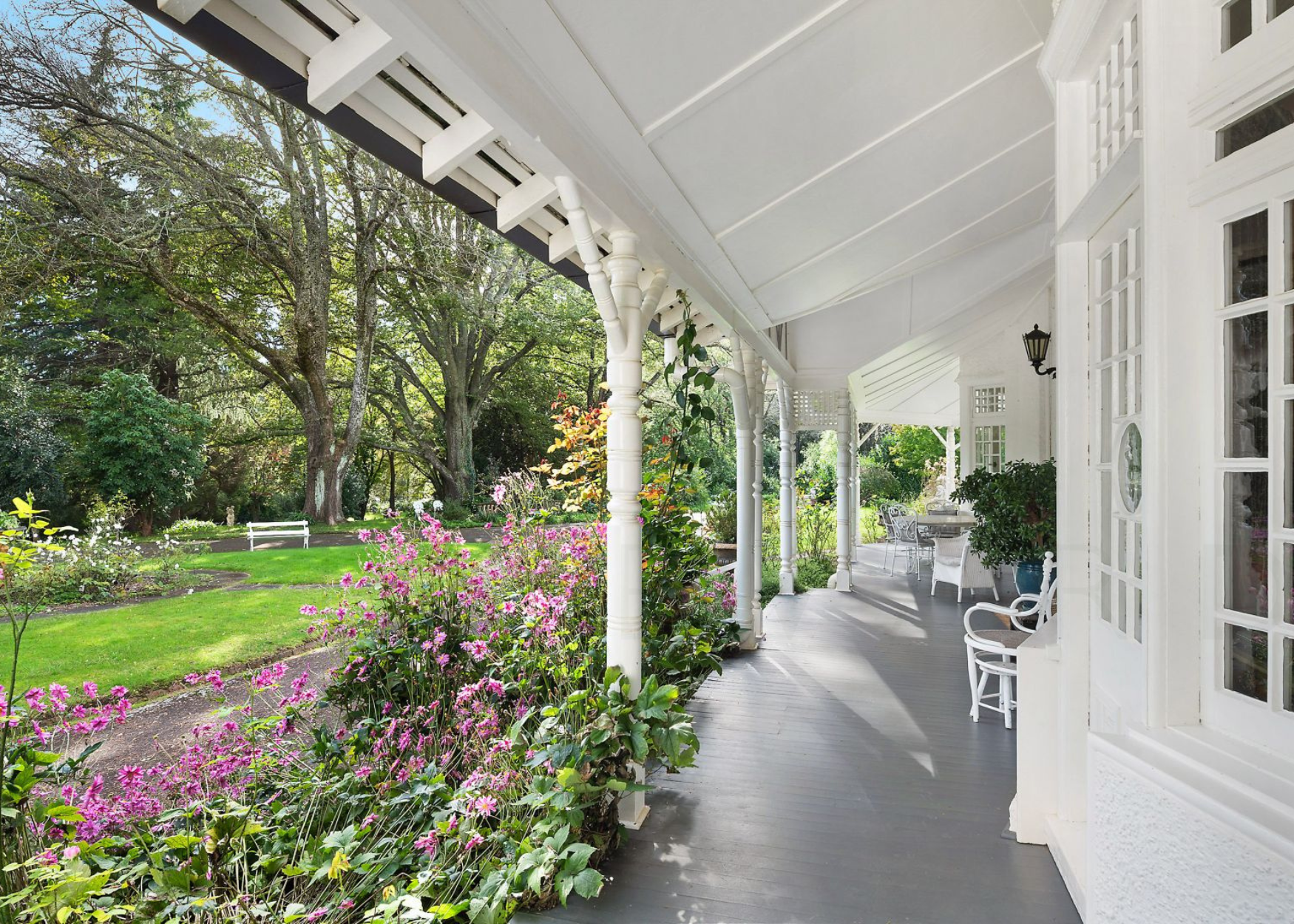 4 Ranelagh Road, Burradoo porch