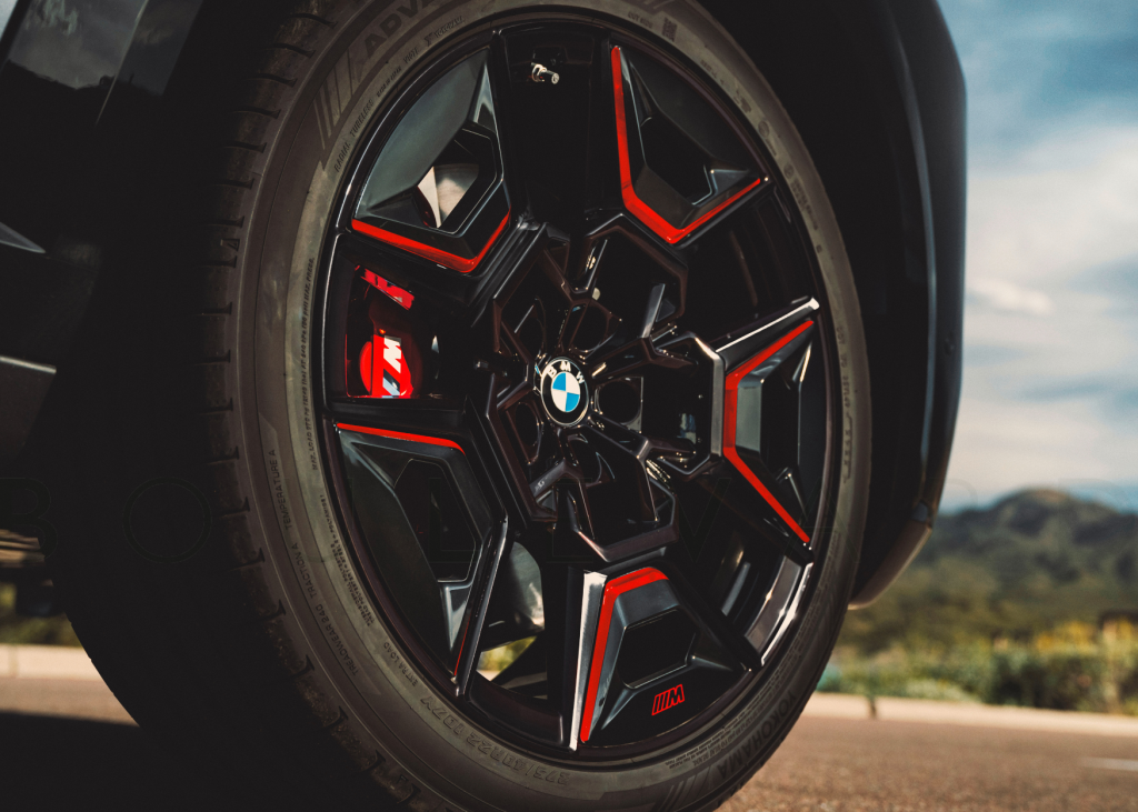 BMW XM Label Red tire