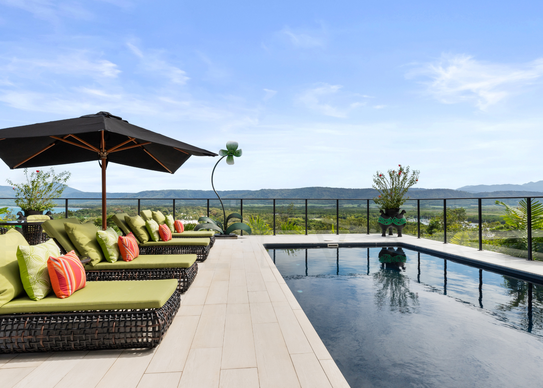 The Glasshouse, Port Douglas pool deck