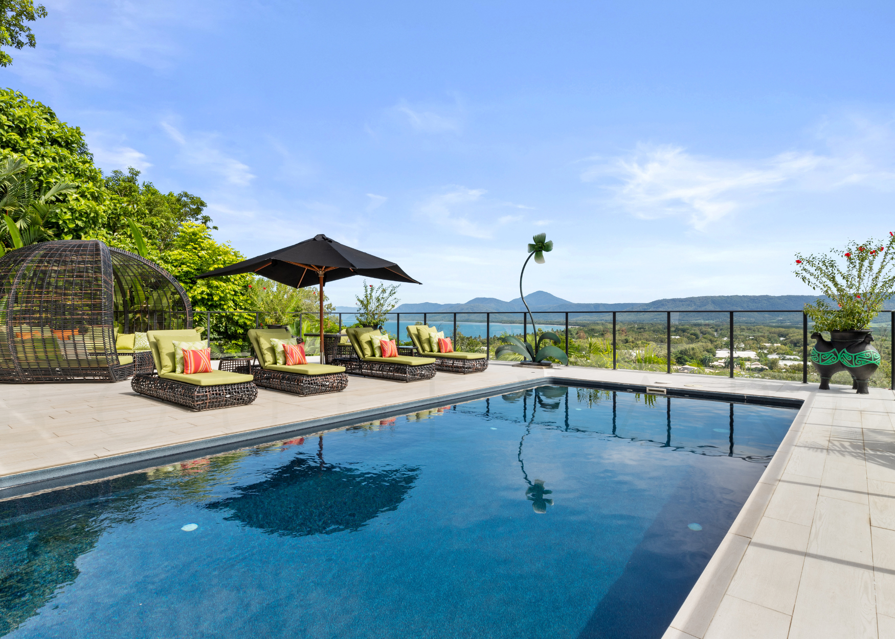 The Glasshouse, Port Douglas pool