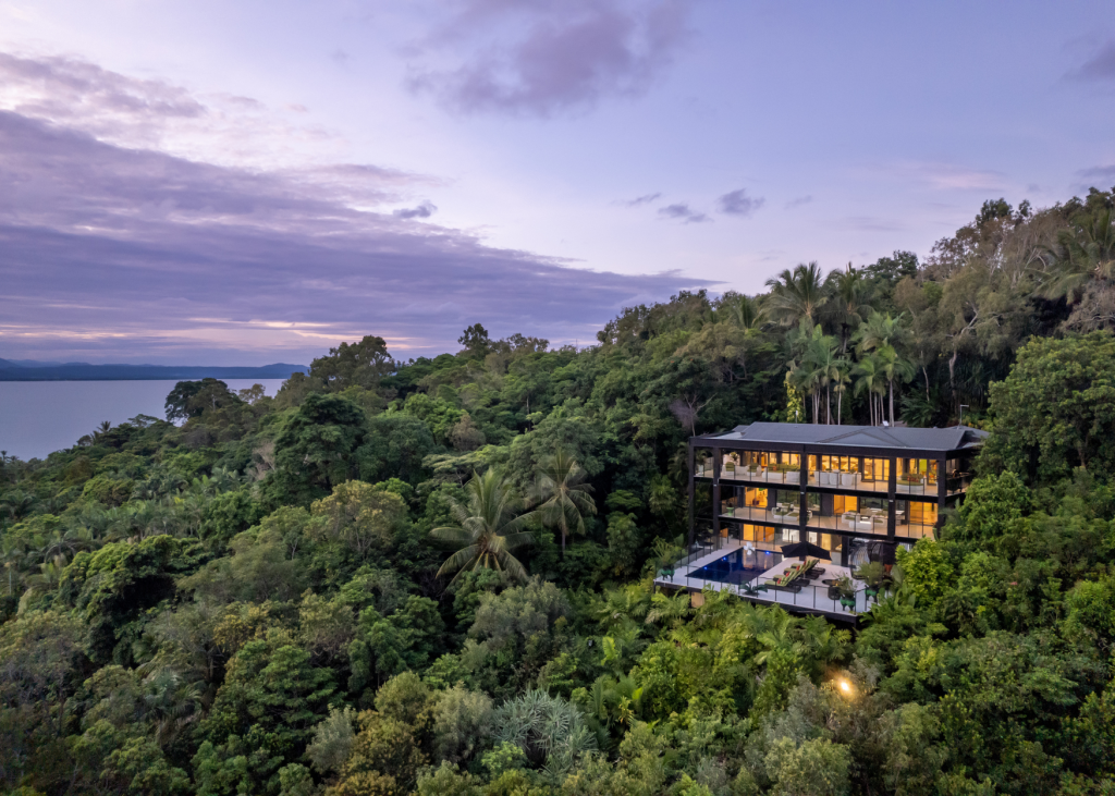For sale Luxury holiday home, Island Point Rd, Port Douglas Boulevard