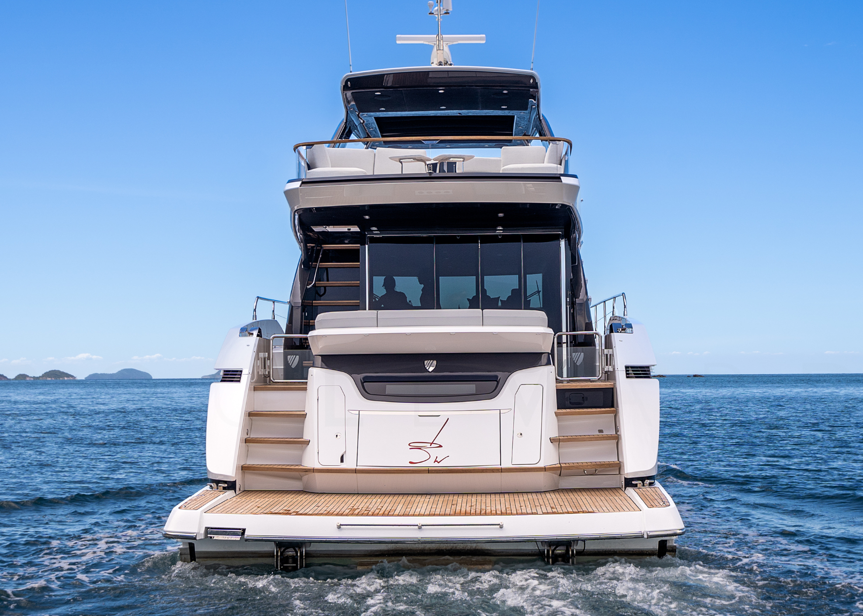 Fairline Squadron 68