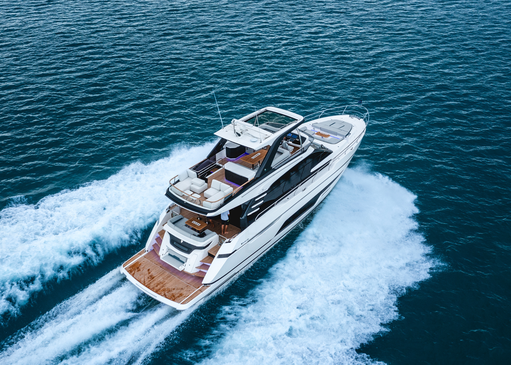 Fairline Squadron 68