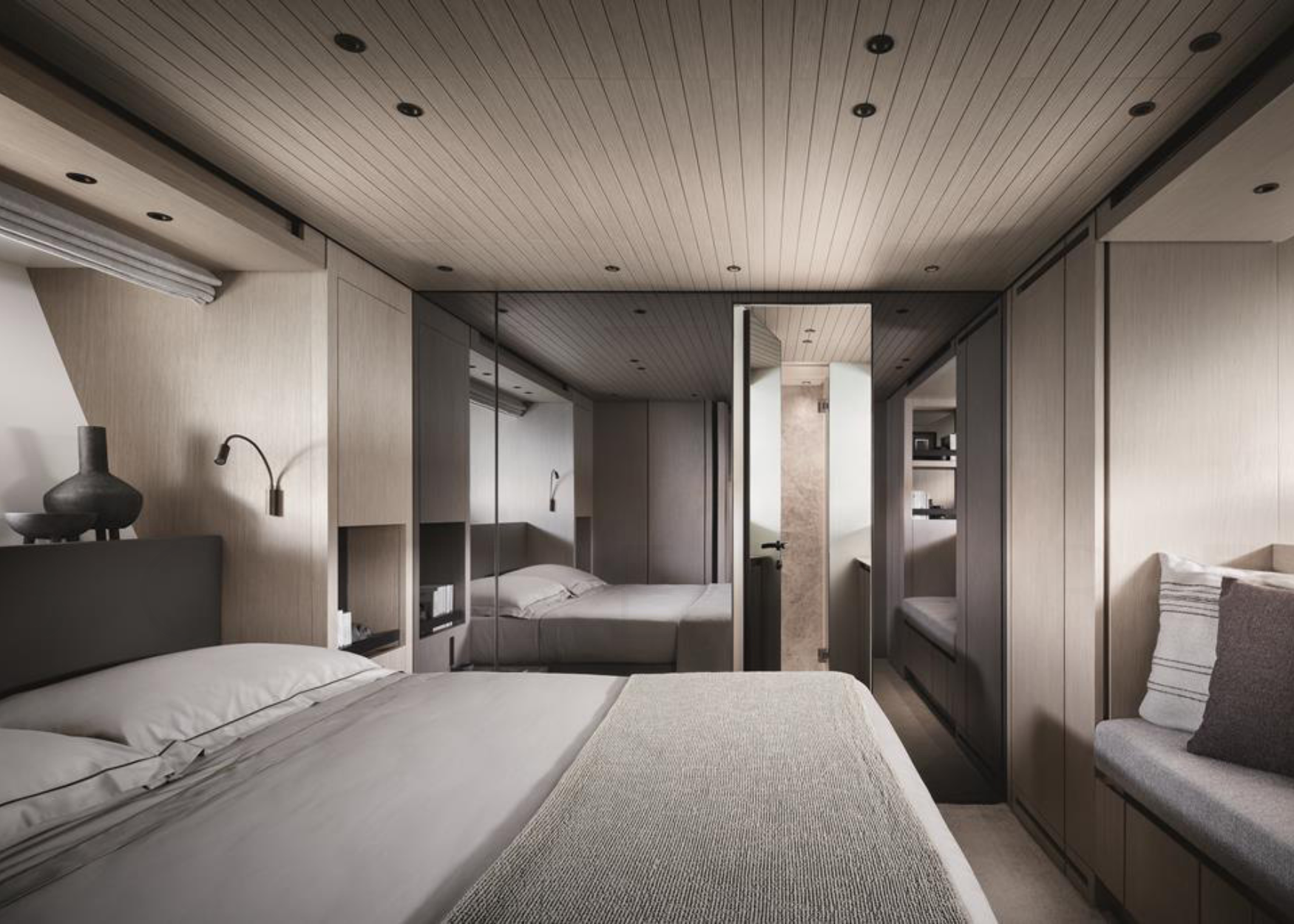 Sanlorenzo SX76 cabin