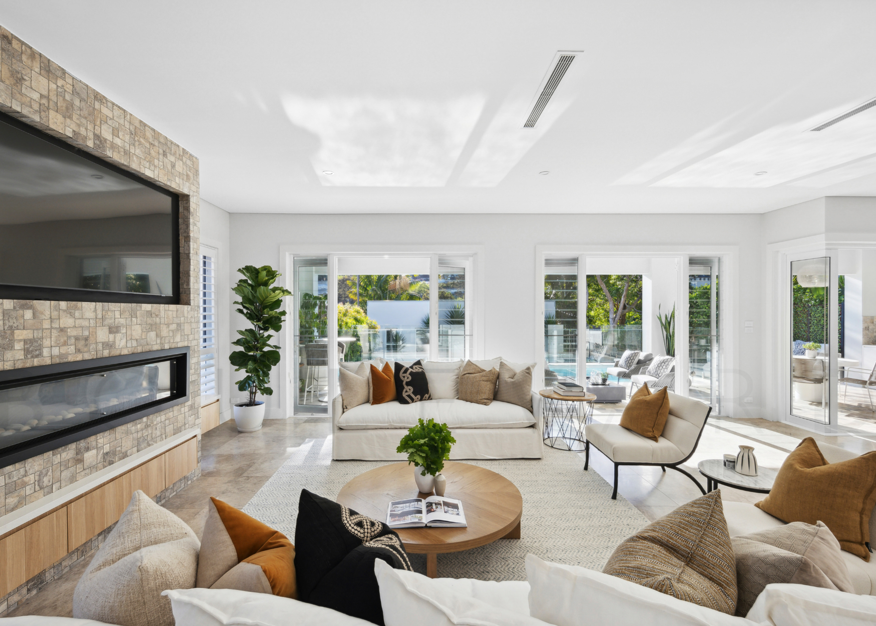 Holdsworth Street, Neutral Bay living