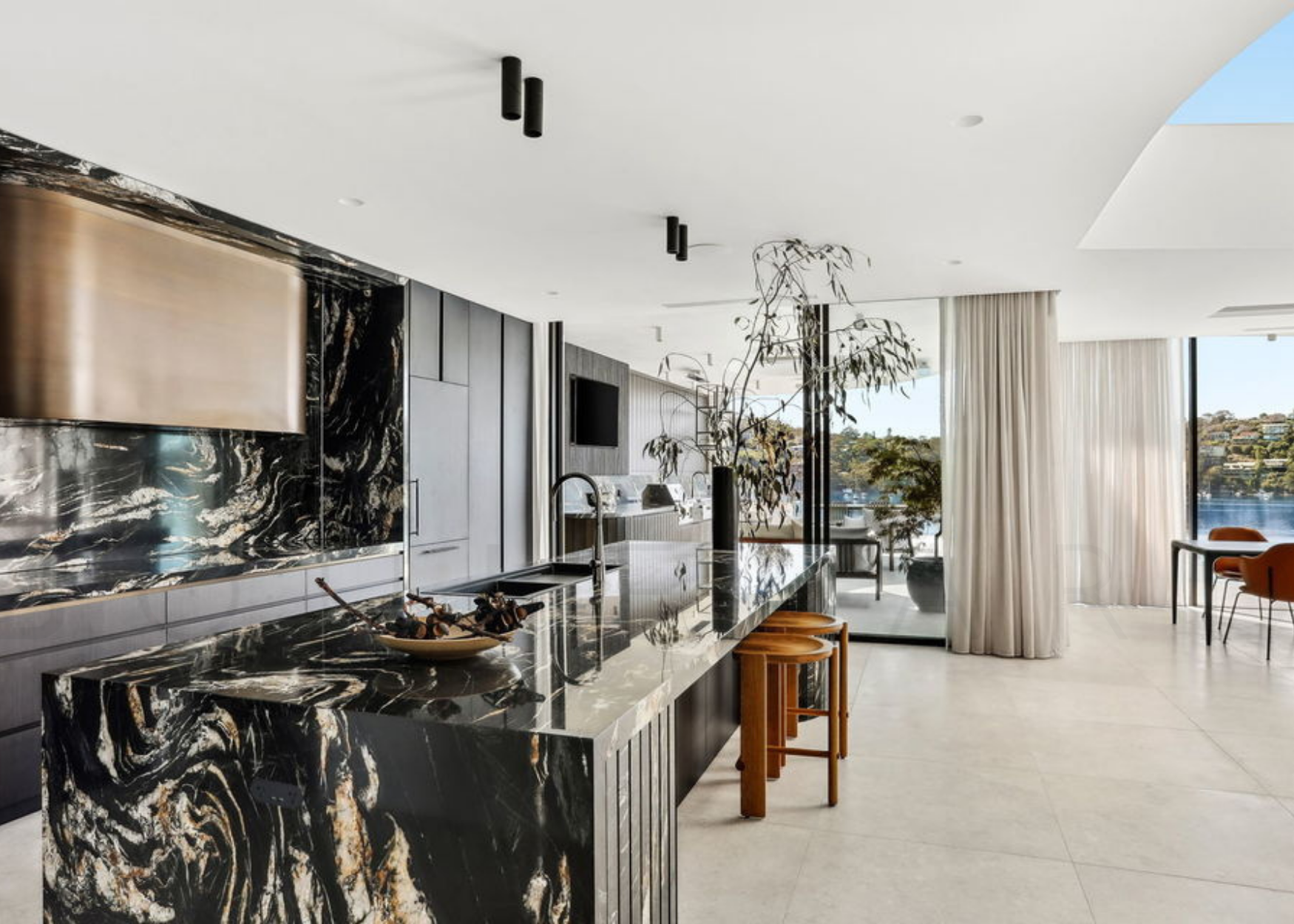 304 Edinburgh Road, Castlecrag kitchen