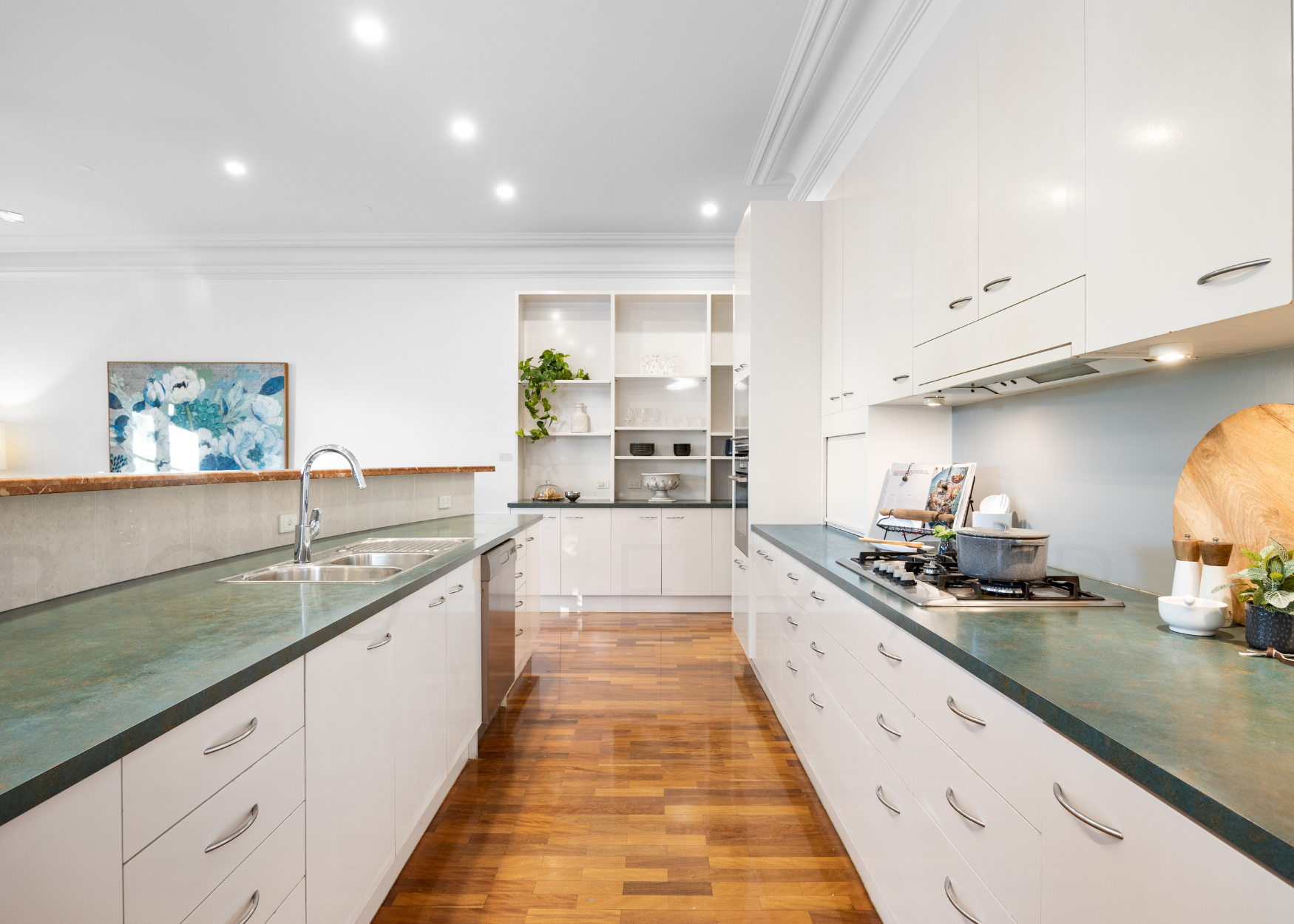 33a Wootoona Terrace, St Georges kitchen