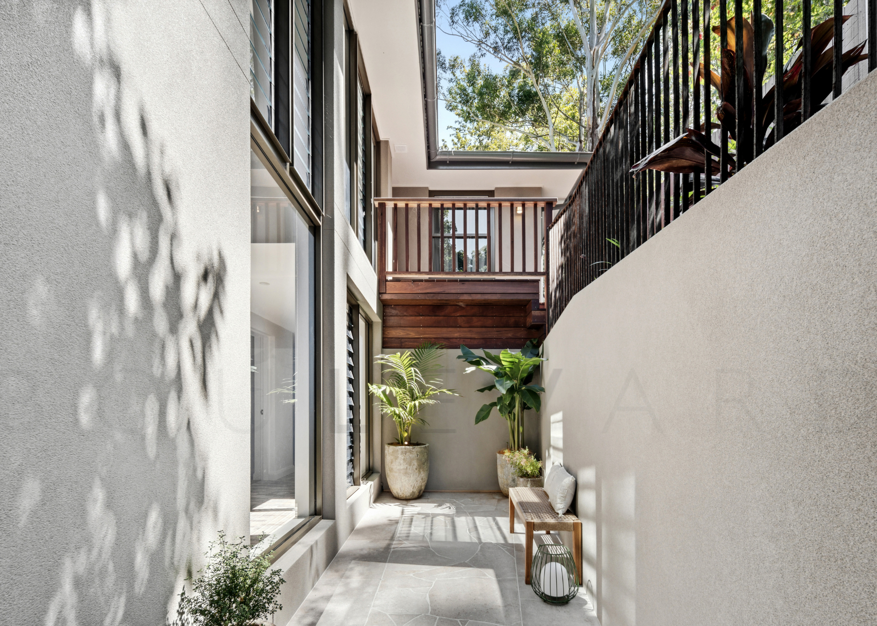 40 Livingstone Rd hallway