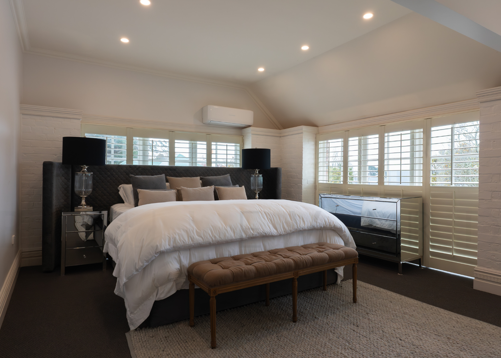 The Hayloft at Milton Park bedroom