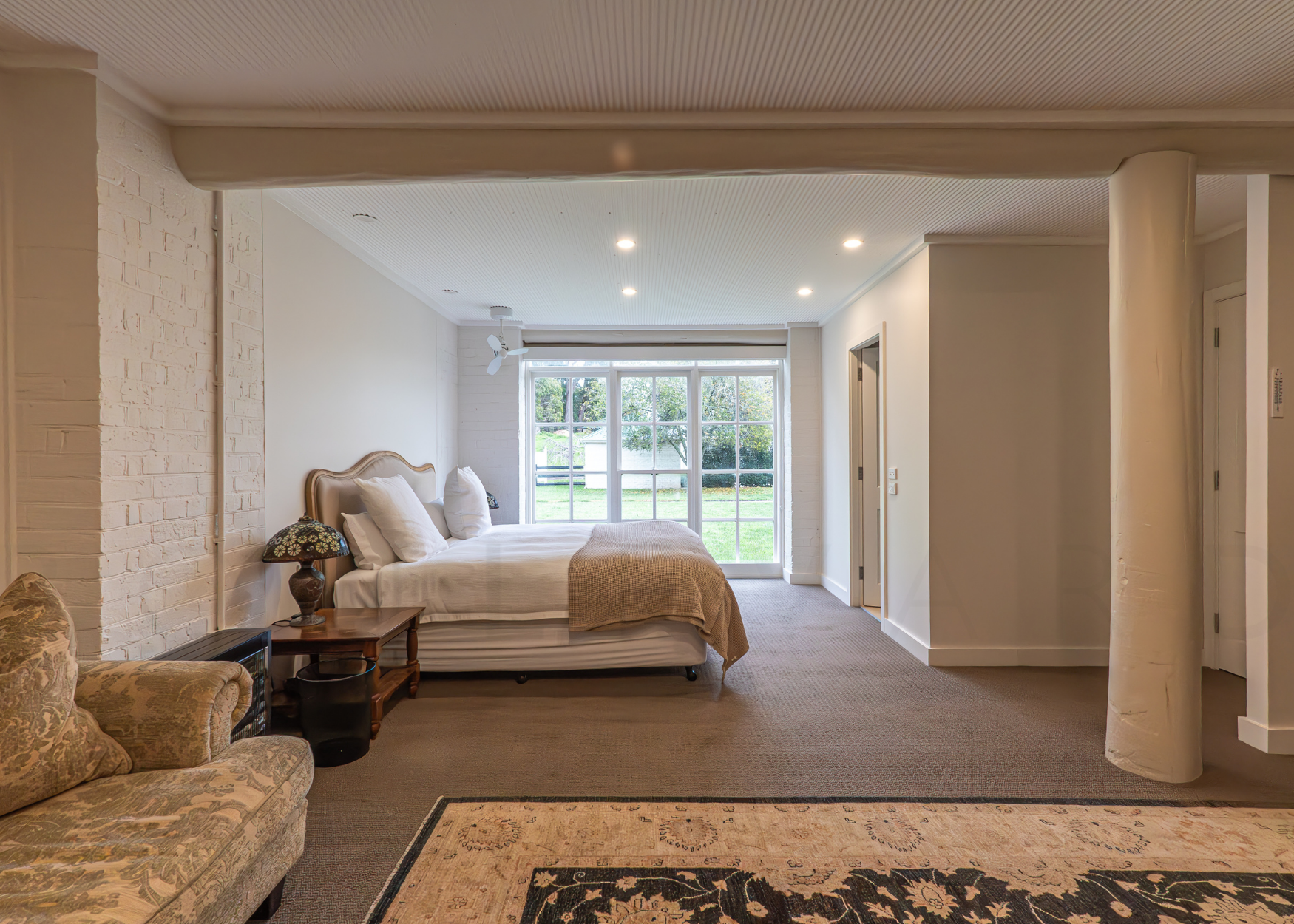 The Hayloft at Milton Park bedroom