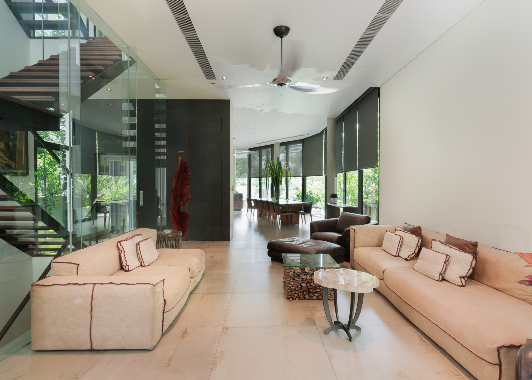 87 Hua Guan Avenue living