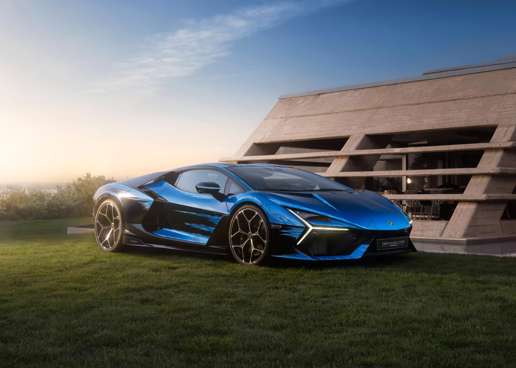 Lamborghini’s Revuelto Opera Unica is a hypnotic blue supercar inspired by the Sardinian seas