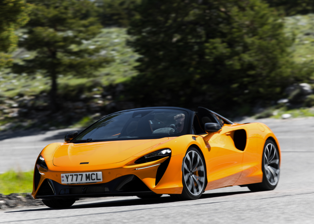 McLaren Artura Spider