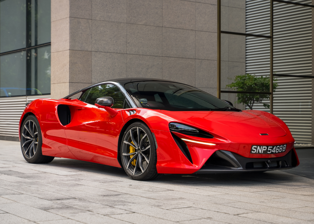 McLaren Artura Coupe BLVD