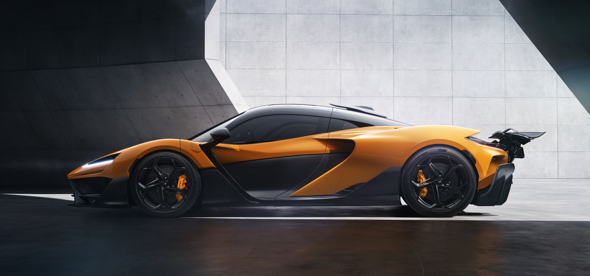 McLaren W1 D1B