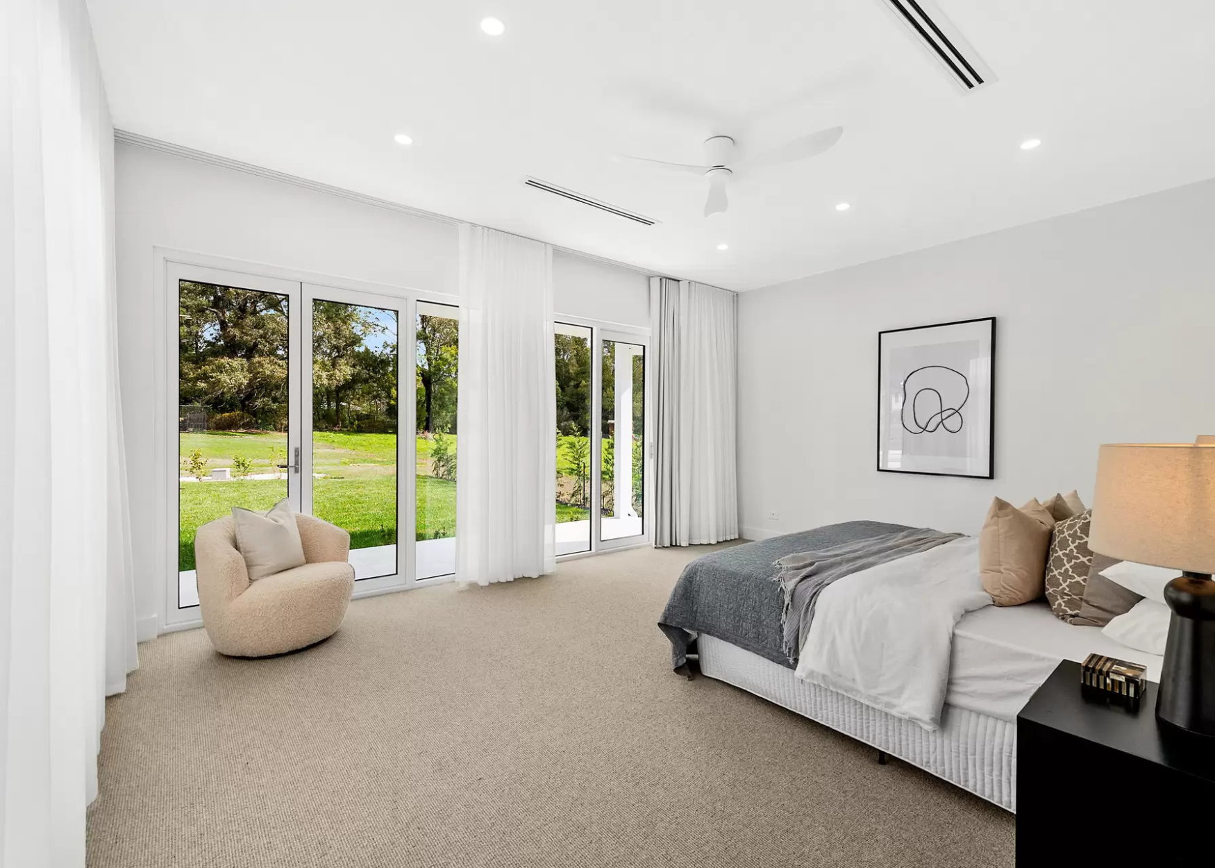 19 Heritage Dr, Bundanoon bedroom