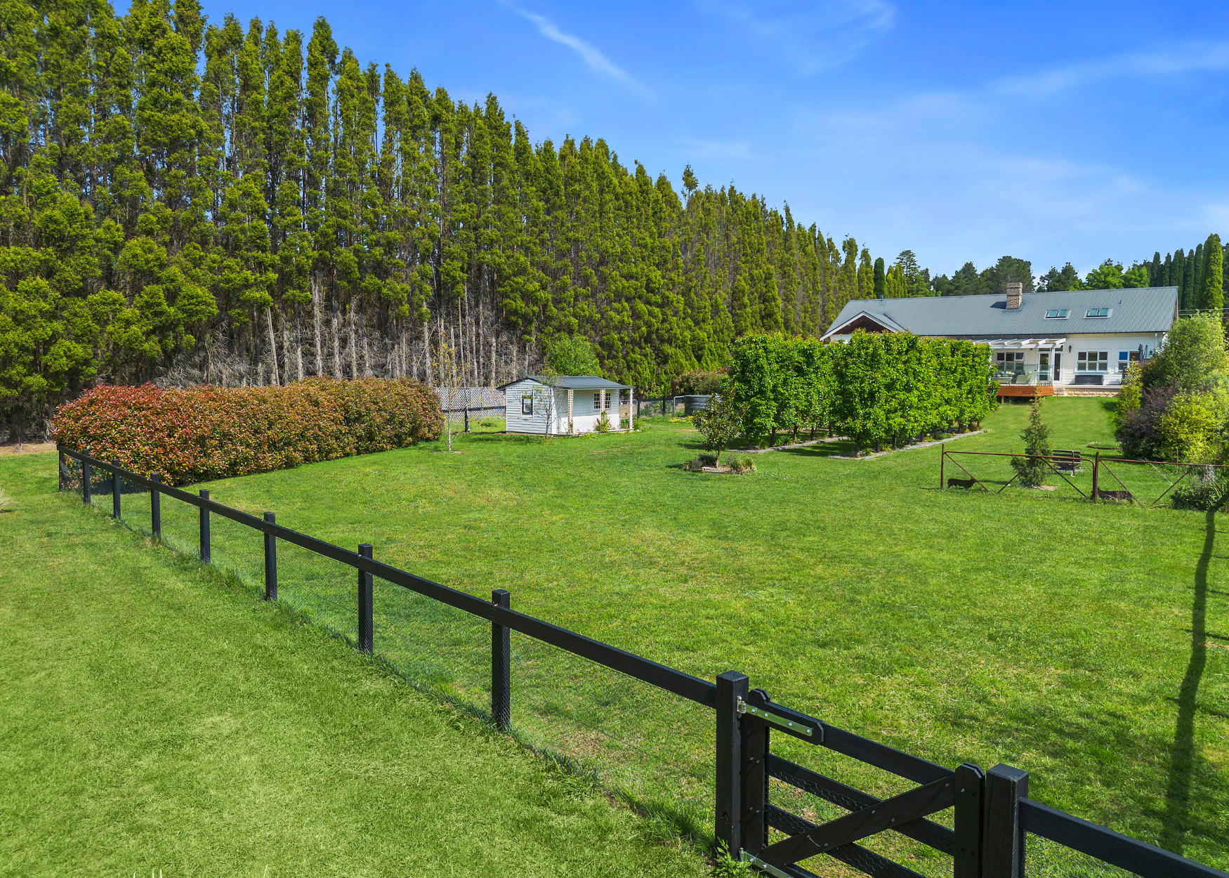 22 Holly Rd, Burradoo