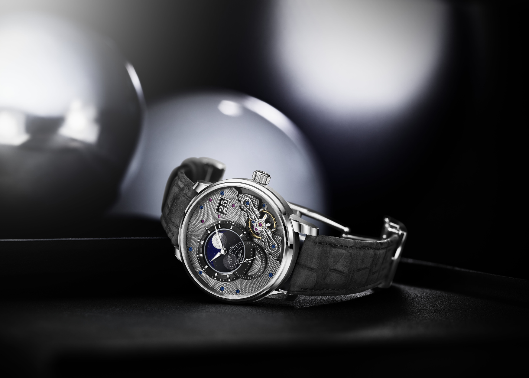 Glashütte’s PanoLunarInverse captures the moon’s captivating aura