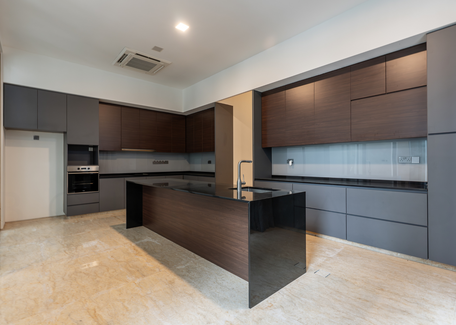 32 Coldstream Ave