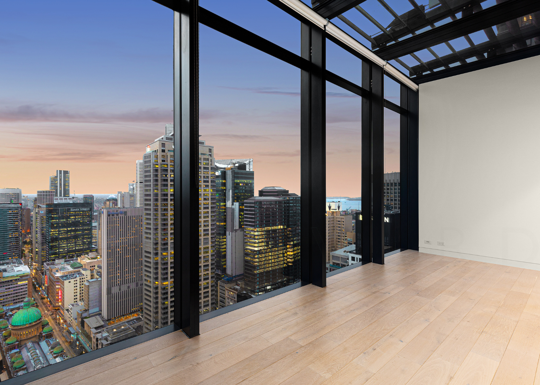 Lumiere Residences, Bathurst St
