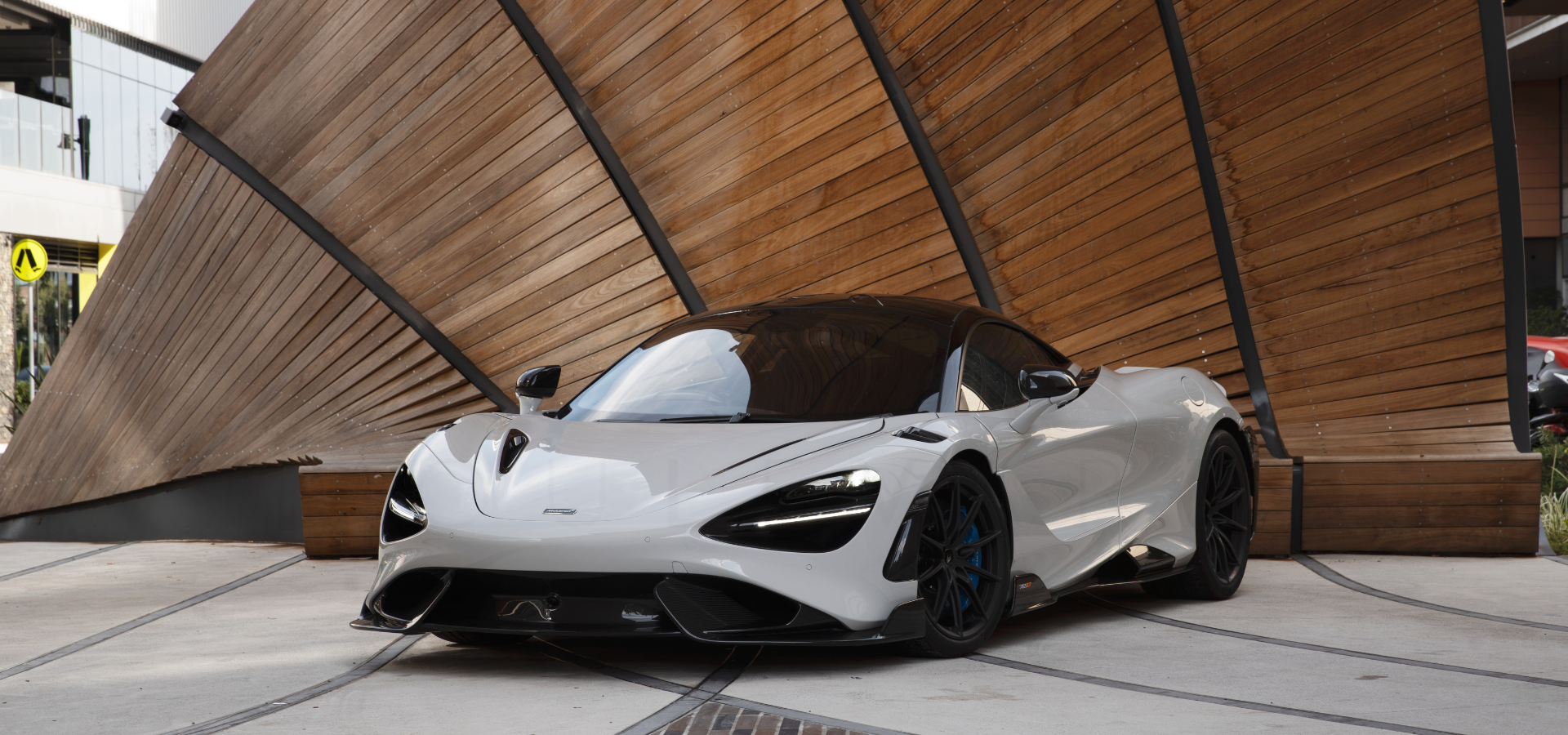 McLaren LT models D1A