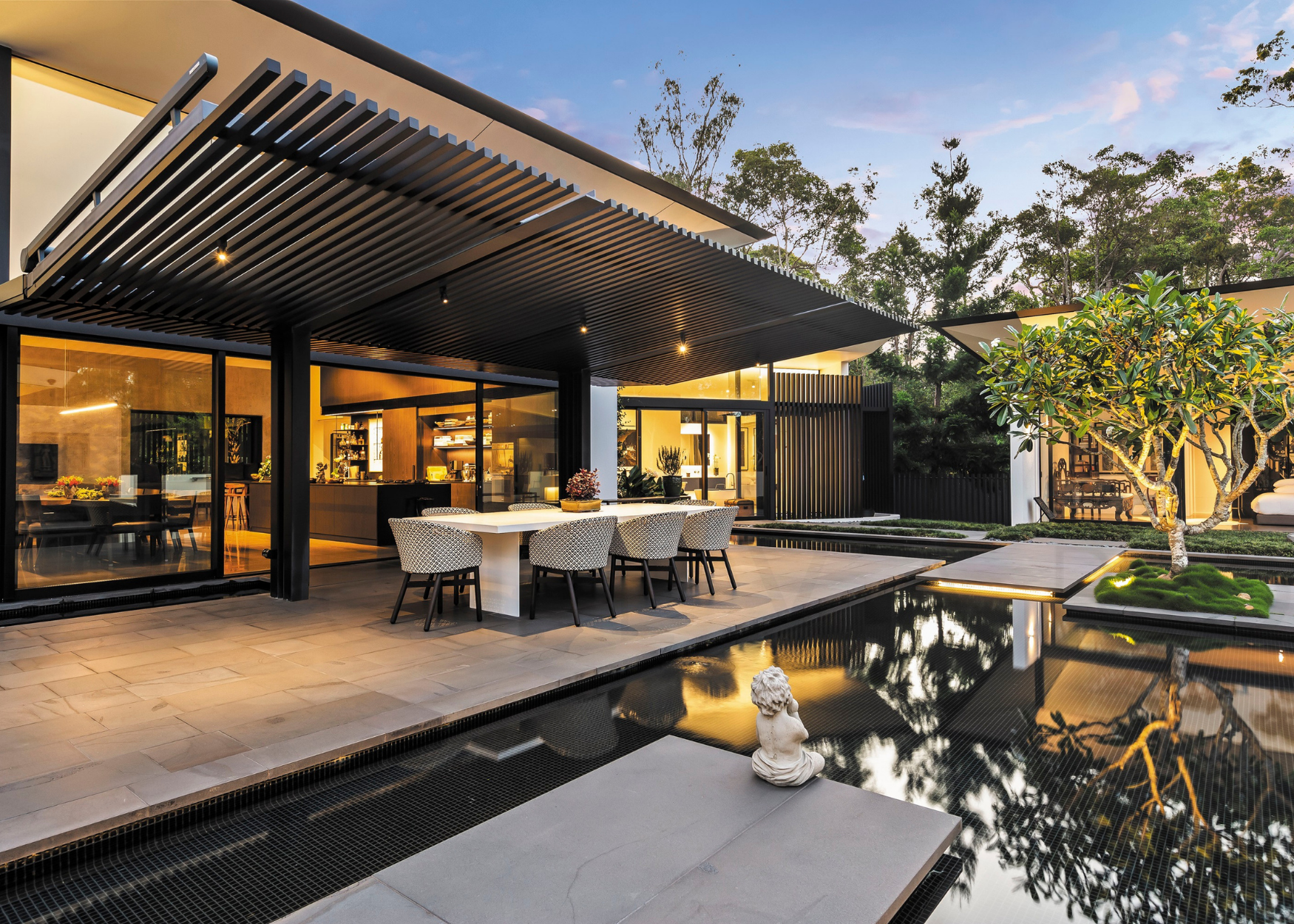 The Estate Noosa, Qld