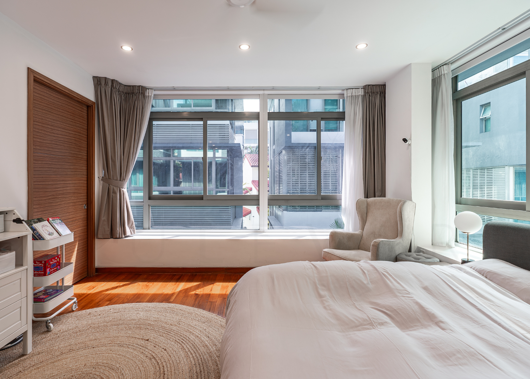 01-22 Aston Residences